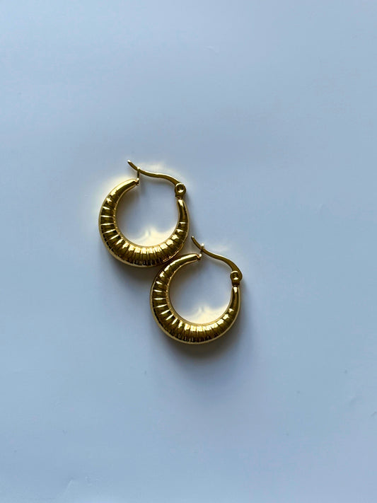 Linda Hoops