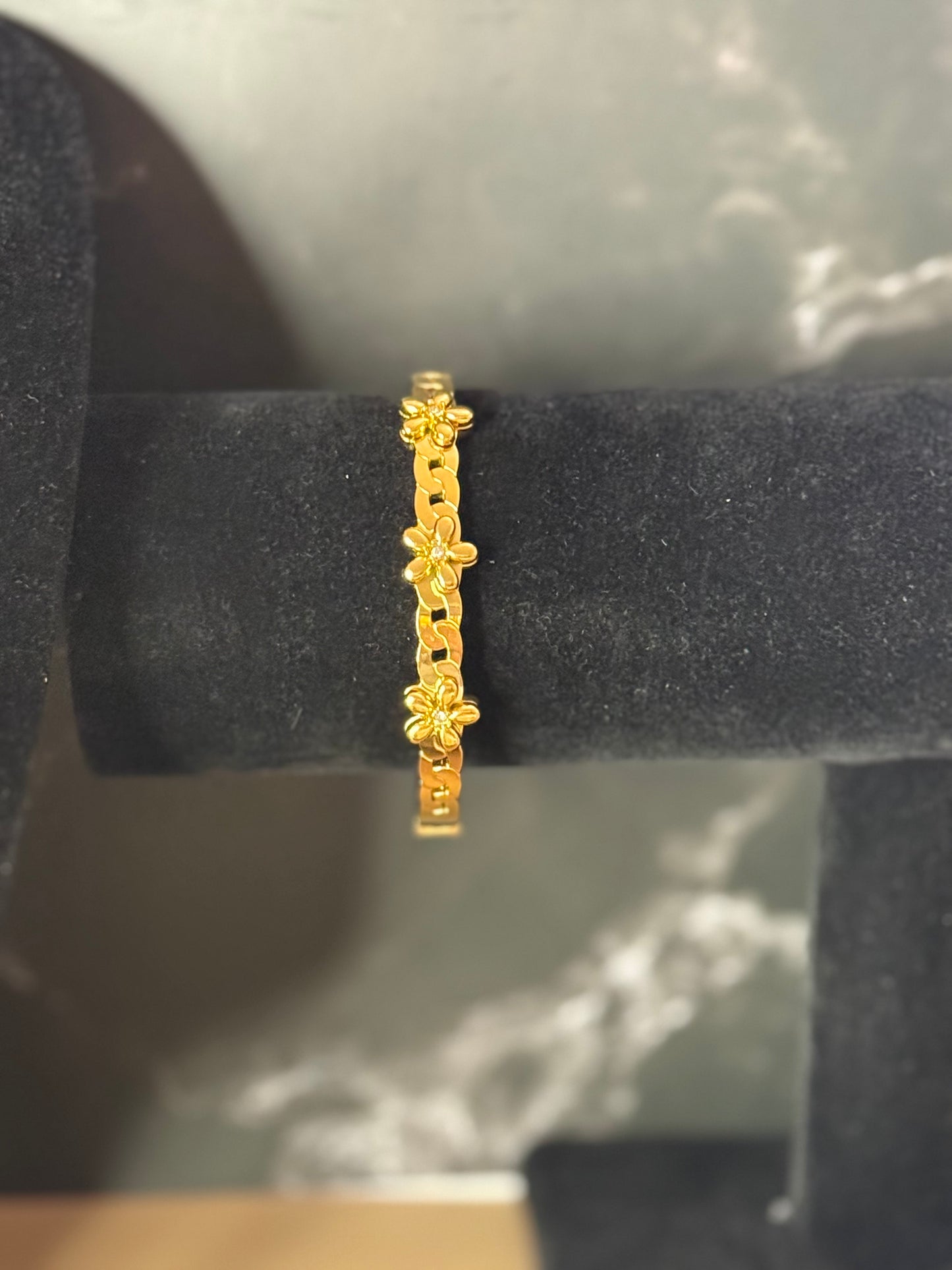 Flower cuff bracelet